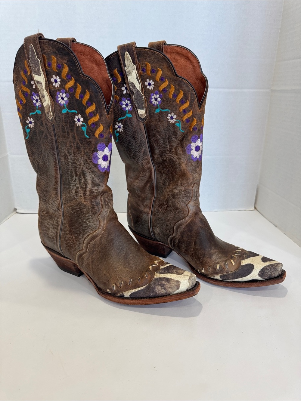 DAN POST women’s boots size 10 style 3629 embroidery shaft with cow/leopard toe